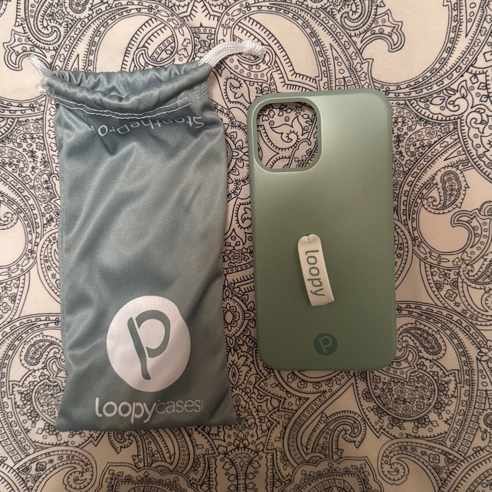 Loopy Case - sage green